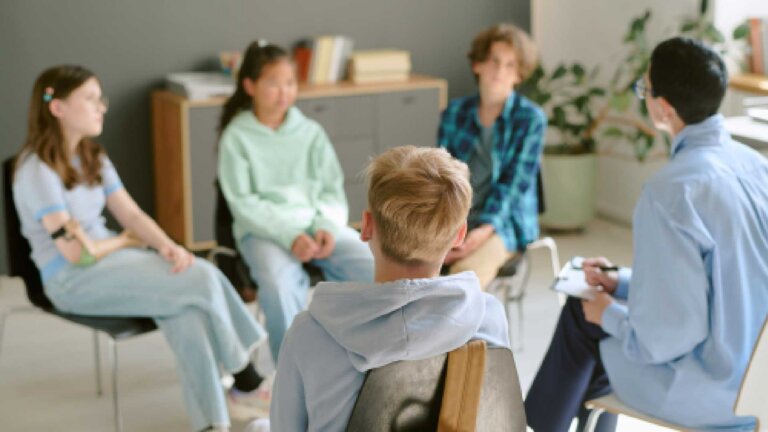 Day Treatment for Teens with Behavioral Issues: A Clear Path Forward