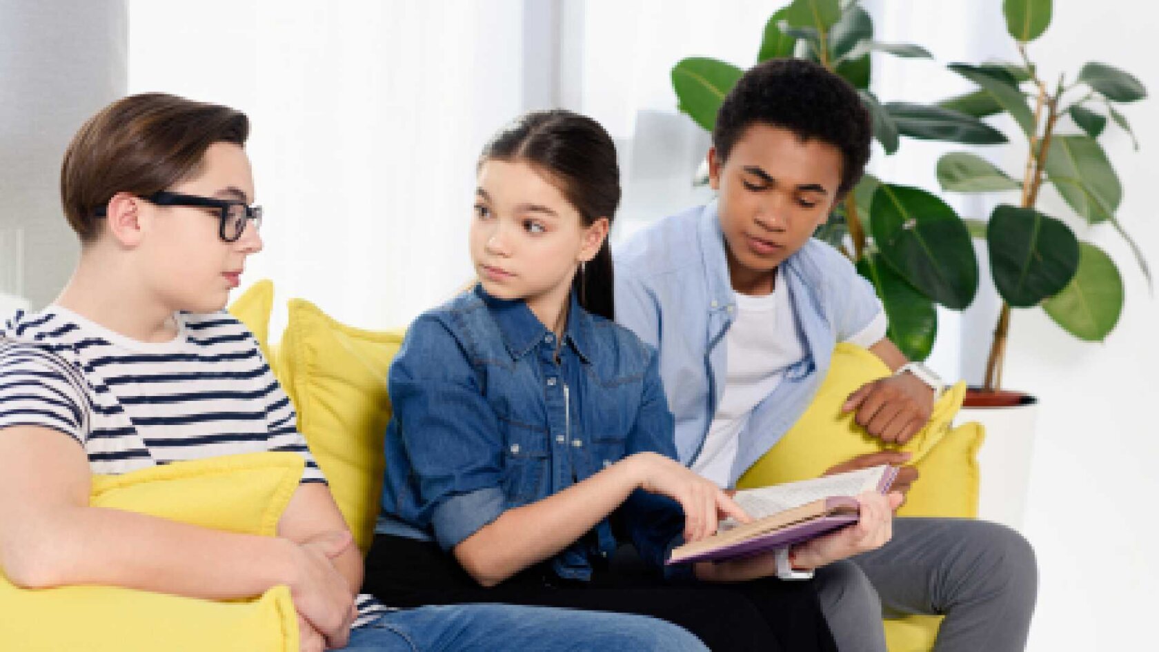 How to Choose Therapy for Teens That Accepts Insurance