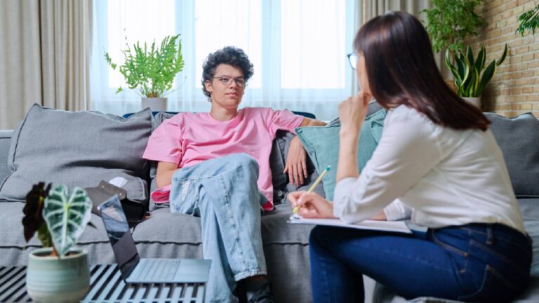 The Essential Guide to Residential Therapy for Traumatized Teens