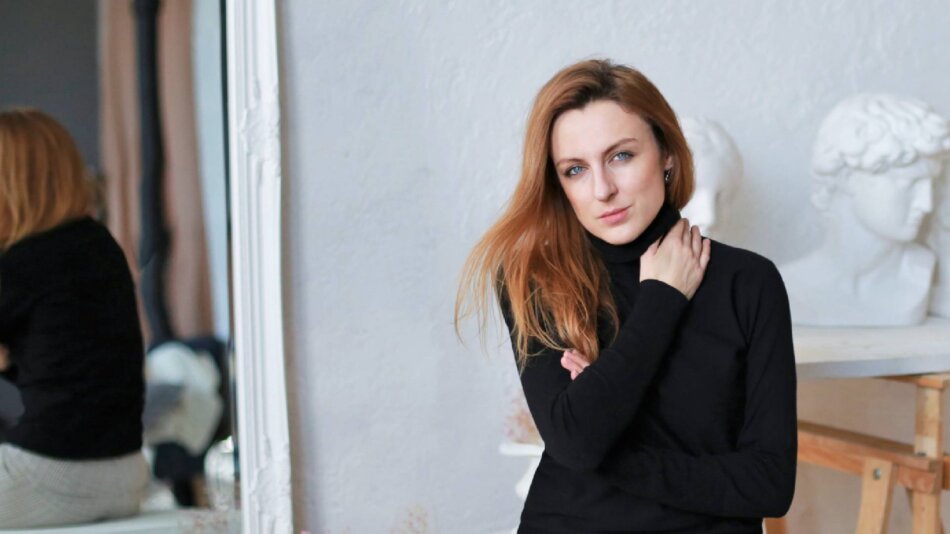 The Essential Guide to Therapy for Body Image and Self-Esteem Issues