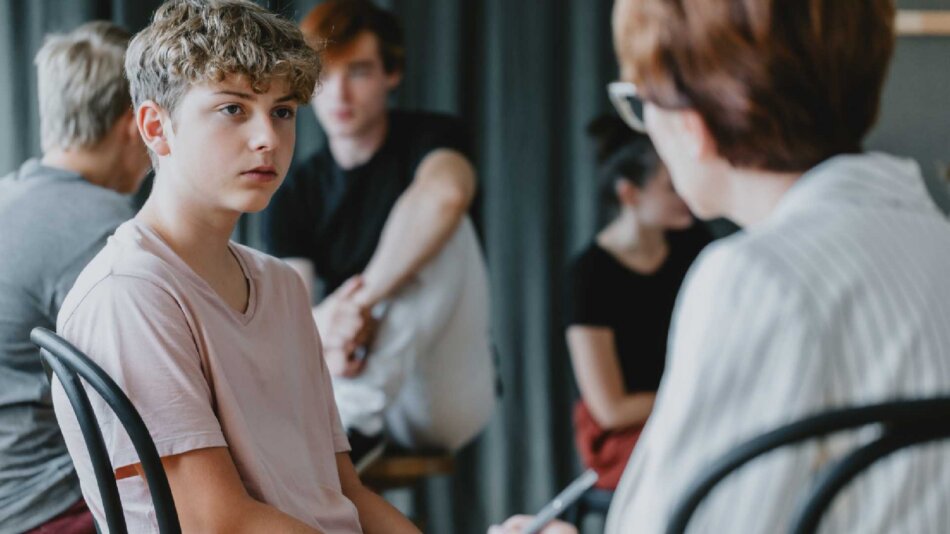 What You Need to Know About Intensive Outpatient Programs for Anxious Teens