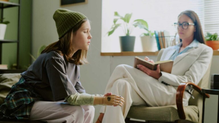 What You Should Know About Intensive Outpatient Therapy for Teens
