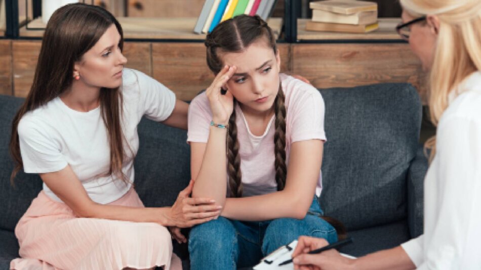 Your Guide to Family Therapy for Teens With Emotional Issues